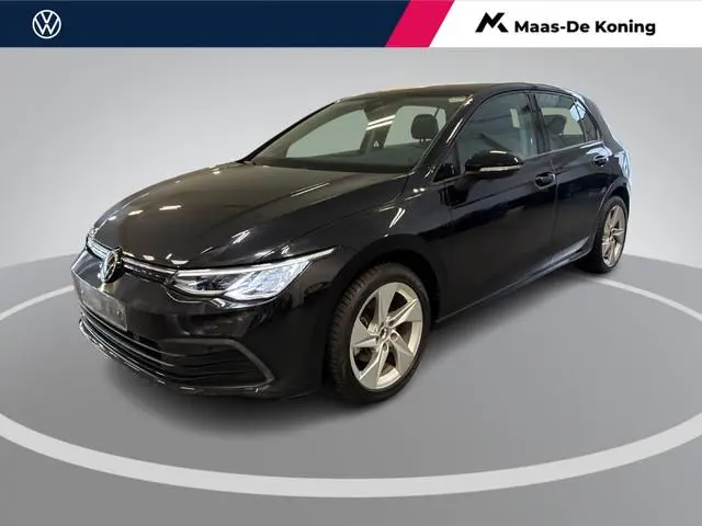 Volkswagen Golf 1.0 eTSI 110pk DSG Life Business · Camera · Keyless · Dodehoeksensor · Apple/Android...