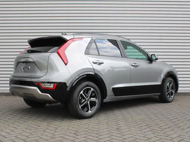 Kia Niro 1.6 GDi Hybrid DynamicPlusLine | Automaat | Nieuw | Direct leverbaar | Tot € 3.000 inruilvo...