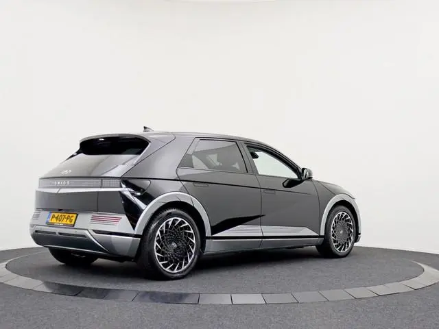Hyundai IONIQ 5 Lounge 73kWh | Panoramadak | SOH 94.0% | All-seasonbanden