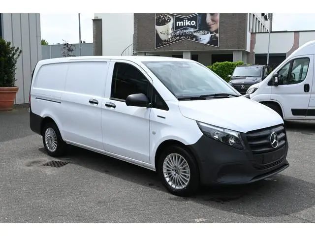 Mercedes-Benz eVito eVito 112 L2 60 kWh Trekhaak 2500 kg, Snellader, Smartphone integratiepakket
