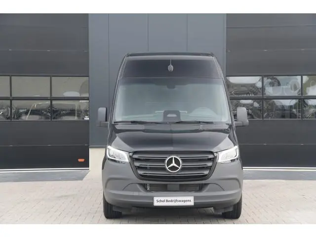 Mercedes-Benz Sprinter 317CDI L2H2 Select - LED - Mbux 10 - 3.5t Trekhaak - Geveerde Stoel - Betimme...