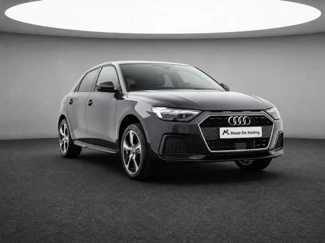 Audi A1 Sportback Advanced edition 30 TFSI 116 PK · Audi Sound · Afgevlakt sportstuur · Full led ver...