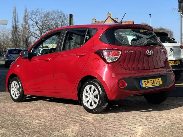 Hyundai i10 1.0i Comfort. | EERSTE EIGENAAR | AIRCO | CRUISE. |