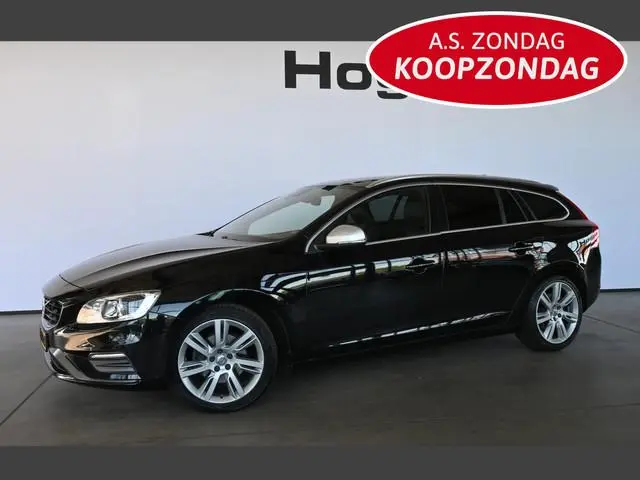 Volvo V60 2.0 D3 Nordic R-Design Automaat Clima Trekhaak Navigatie Cruise control Inruil Mogelijk!