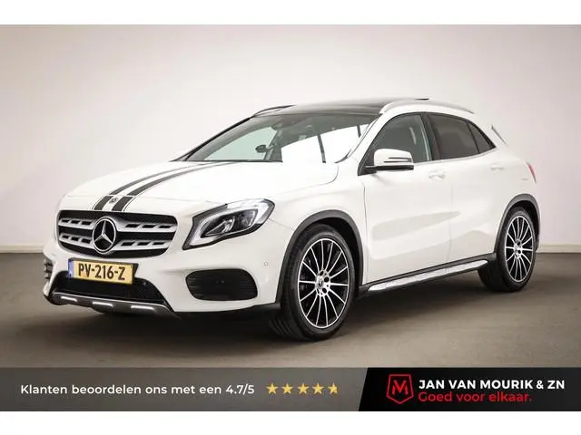 Mercedes-Benz GLA-klasse 250 White Art | RECARO SCHAALSTOELEN  | PANORAMADAK | CAMERA | Amg