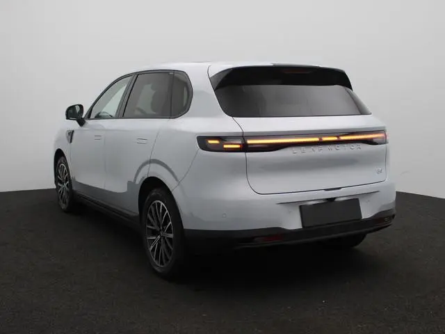 Leapmotor B10 Design ProMax 67.1 kWh | NU TE BESTELLEN | TOT 4 JAAR GARANTIE | VAN € 34.245,- VOOR €...