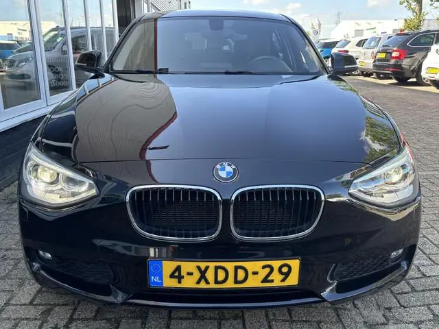 BMW 1-serie 114i EDE | Stoelverwarming | Leder | Bluetooth | Navi | Cruise