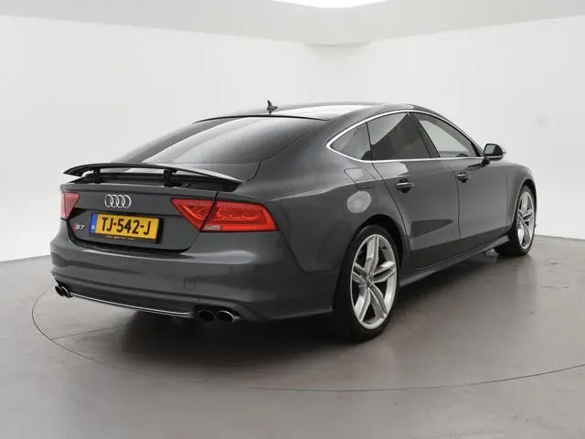 Audi S7