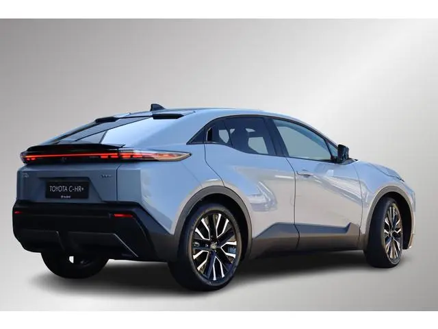 Toyota C-HR+ First Edition 77 kWh, Snel Leverbaar!! - Inruilpremie €3.000,- BSM, Apple Carplay/Andro...