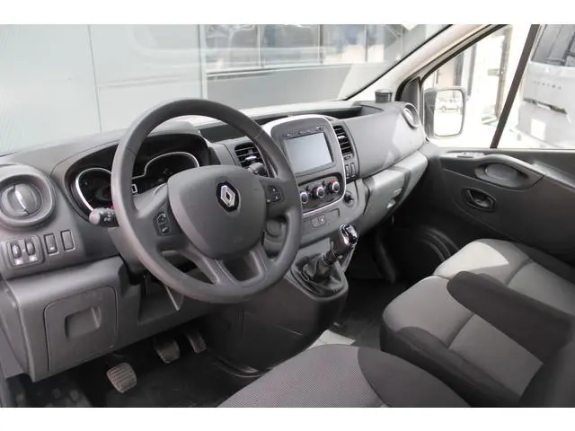Renault Trafic Passenger 2.0 dCi 120 Grand Life 120pk 9 Zits - Prijs incl. BTW - Airco - Cruise - LE...