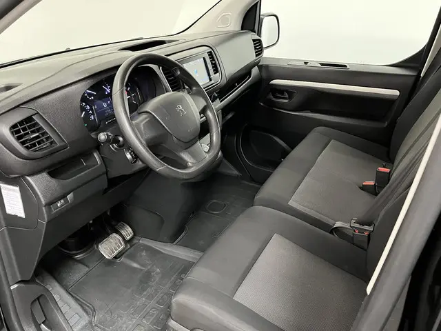 Peugeot Expert 2.0 BlueHDI 180PK Dubbele Cabine Automaat Navigatie Parkeersensoren Clima Control Tre...