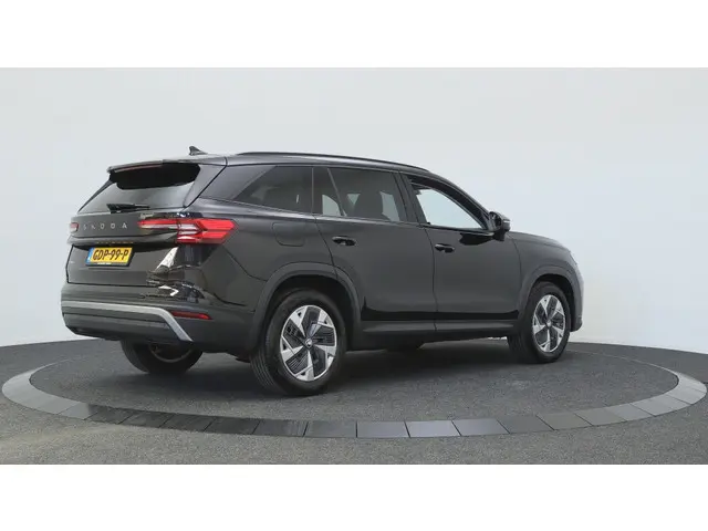 Skoda Kodiaq 1.5 TSI MHEV DSG7 Business Edition | Stoelverwarming | Navigatie
