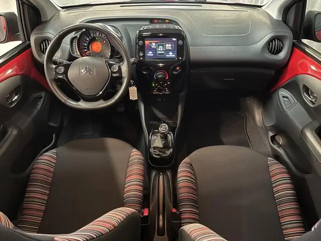 Citroen C1 1.0 VTi Shine 15"/Camera/Airco/Apple Carplay & Android Auto/Bluetooth