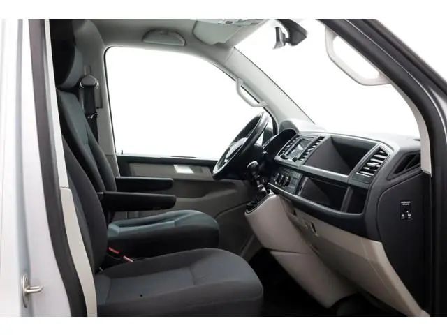 Volkswagen Transporter T6 2.0 TDI 102pk E6 L1H1 Comfortline Airco/Navi/Achterklep 12-2016