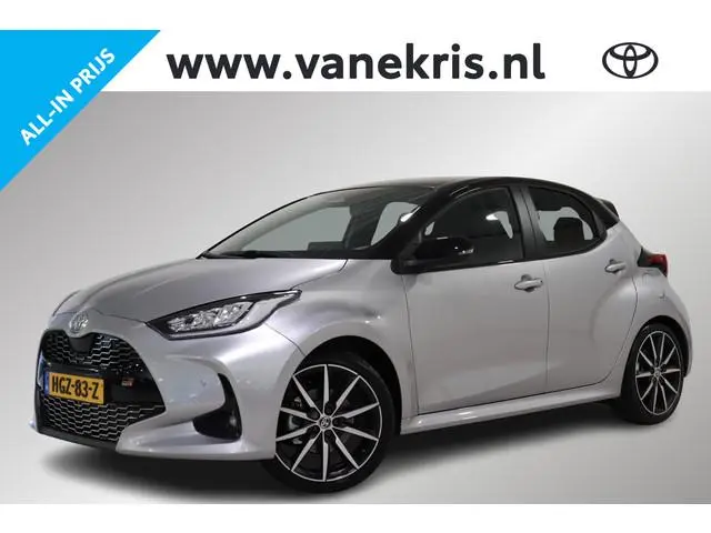 Toyota Yaris 1.5 Hybrid 130 GR Sport, BSM, Draadloos Apple Carplay & Android Auto, Pano dak, Stoel &...