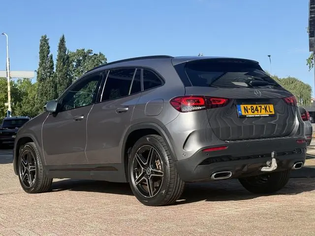 Mercedes-Benz GLA-klasse. 250 e Business Solution AMG Limited. | AUTOMAAT | TREKHAAK | CAMERA | SFEE...
