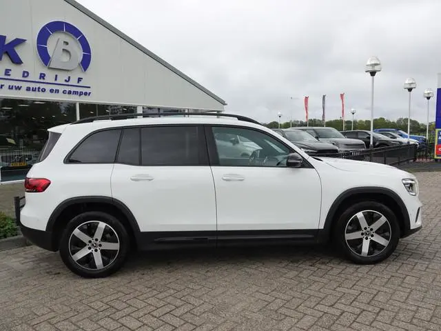 Mercedes-Benz GLB 250 4MATIC 225PK Premium Plus TREKH. | MATRIX | H-LEER | WIDE SCREEN