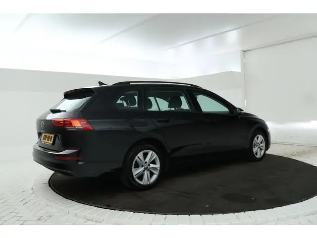 Volkswagen Golf 2.0 TDI Life Business Automaat, Navigatie,