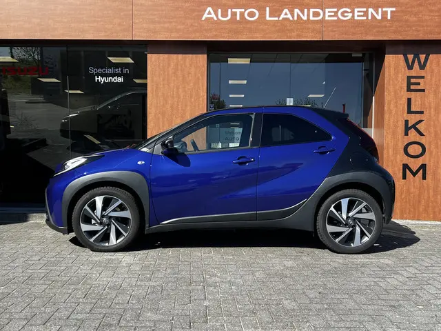 Toyota Aygo X 1.0 VVT-i S-CVT Envy Automaat | Camera | Android Auto/ Carplay | LM | Adaptieve Cruise...
