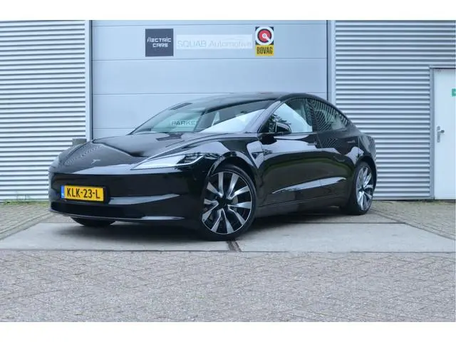 Tesla Model 3 Premium Long Range AWD 78 kWh Highland, AutoPilot4.0, FSD 99,- per maand, 19" Alu