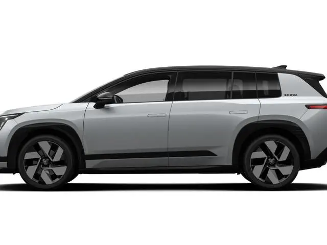 Skoda Peaq 90 Sportline 7p. 286 pk | Panorama Dak | Derde zitrij | Trekhaak | Winter Pakket | Zwart...