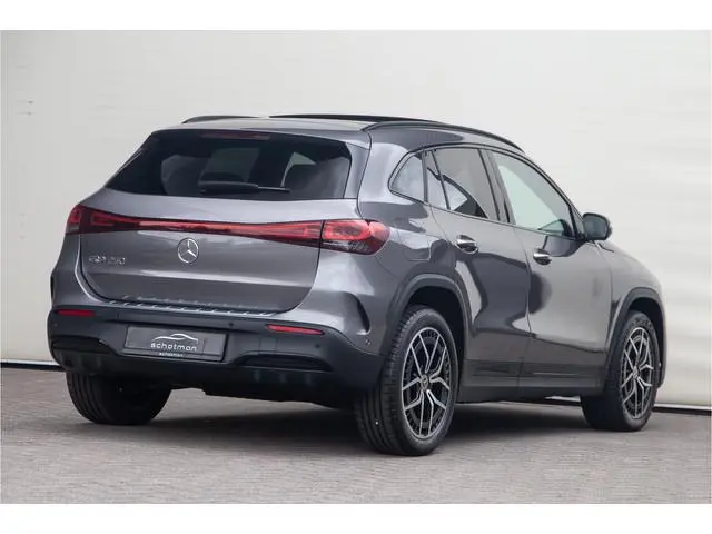 Mercedes-Benz EQA 250 AMG Premium, Nightpakket, Head-up, Panorama, Memory, Camera