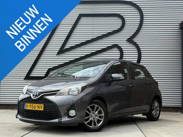 Toyota Yaris 1.0 VVT-i Trend 1e Eigenaar|Airco|LM Velgen|Elektr. Ramen|APK tot 02-2027