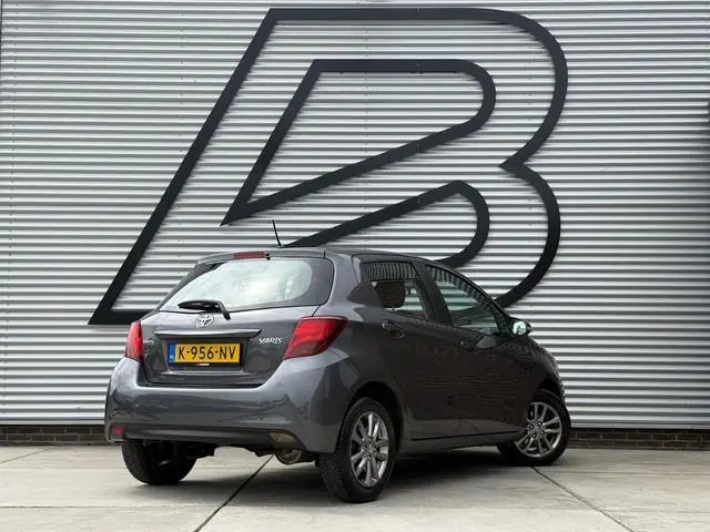 Toyota Yaris 1.0 VVT-i Trend 1e Eigenaar|Airco|LM Velgen|Elektr. Ramen|APK tot 02-2027