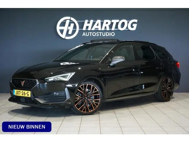 CUPRA Leon Sportstourer 1.4 e-Hybrid VZ Copper Edition 245pk + PANO / LEDER / MEMORY / DCC
