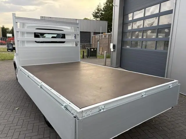 Maxus eDeliver9