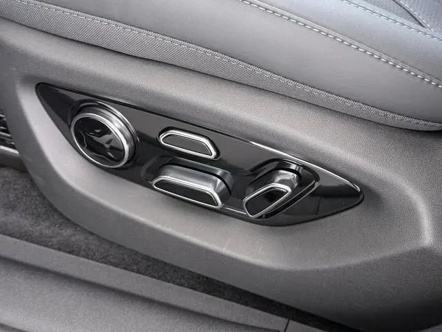 BYD SEALION