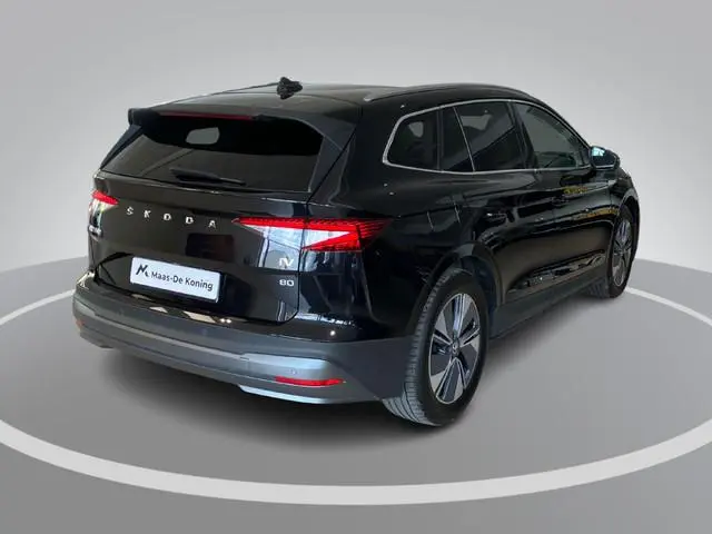 Skoda Enyaq iV 80 204pk First Edition · Panoramadak · Leder · 360°Camera + Parkeersensoren · Stoelve...