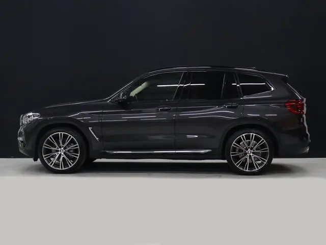 BMW X3 xDrive30e High Executive [SCHUIFKANTELDAK, APPLE CARPLAY, ANDROID, TREKHAAK, ADAPTIVE LED, ST...