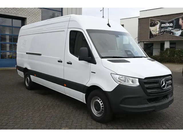 Mercedes-Benz eSprinter
