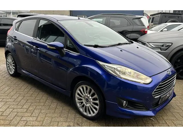 Ford Fiesta 1.0 EcoBoost Titanium 125PK | Nette Staat | NL AUTO | Airco | Cruise Control | Voorruitv...