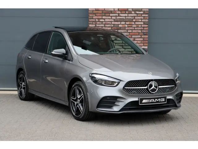 Mercedes-Benz B-klasse 250 e AMG Line | Panoramadak | Memory | Distronic | AMG Exclusief-pakket | Tr...