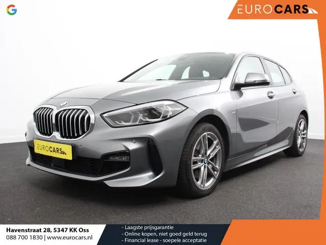 BMW 1-serie 118i M-Sport Climate Control Cruise control Stoelverwarming LED Parkeersensoren Apple ca...