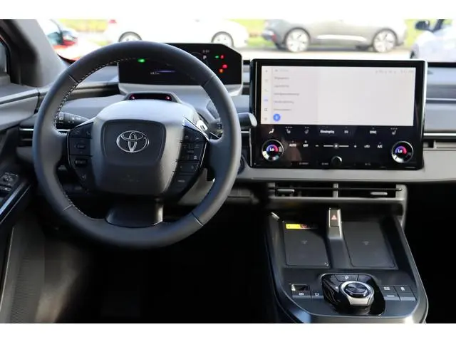 Toyota C-HR+