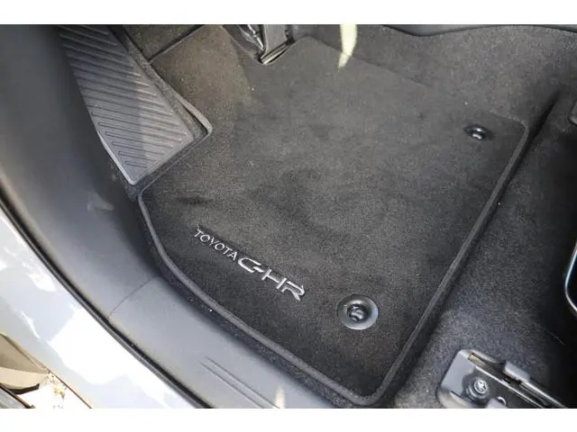 Toyota C-HR+
