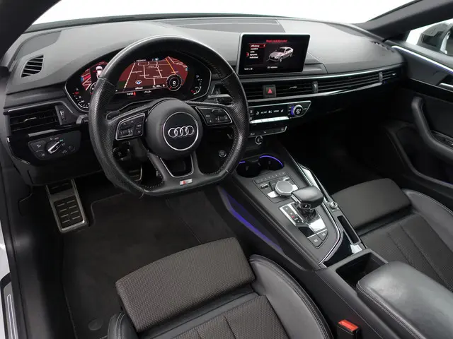 Audi A5 Sportback 40 TFSI 191pk S Competition Aut- Panoramadak, Sfeerverlichting, Keyless, Park Assi...
