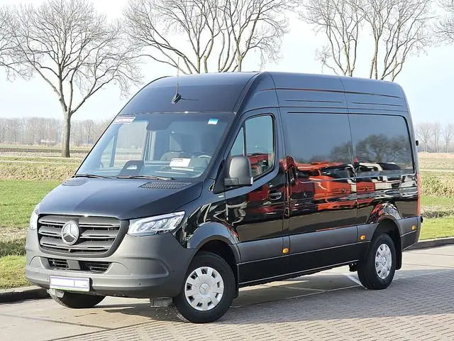 MERCEDES-BENZ ESPRINTER l2h2 300 km wltp led
