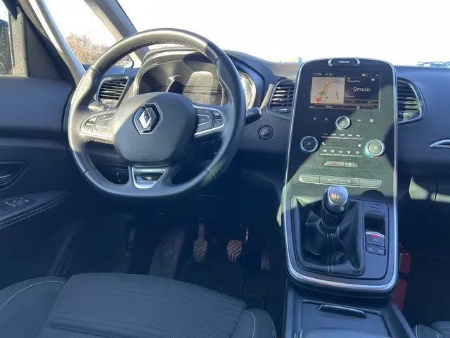 Renault Grand Scénic 1.3 TCe Business / Trekhaak / 1e Eig. / Keyless / Cruise / Applecarplay - Androidauto /