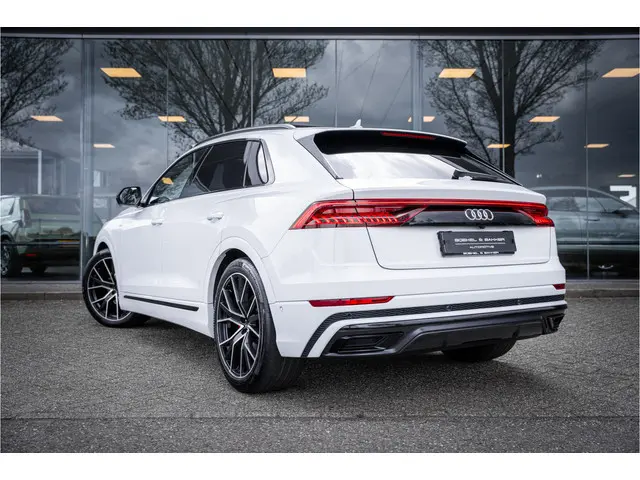Audi Q8 50 TDI quattro Pro Line S ** Panodak ** Leder ** 22inch ** Luchtvering ** Trekhaak ** NL aut...