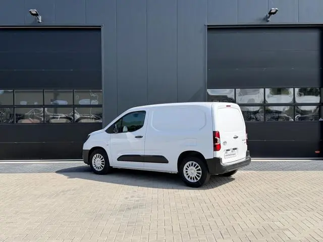 Toyota pro-ace