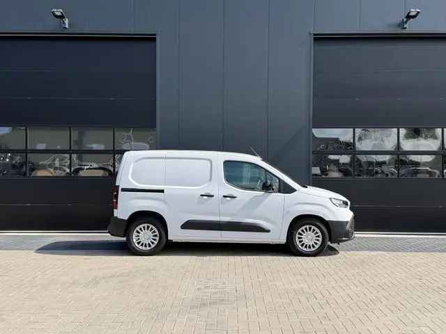 Toyota pro-ace