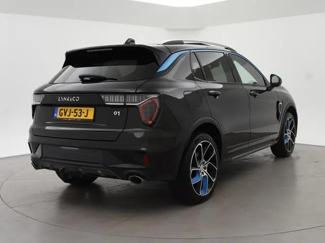 Lynk & Co 01 1.5 HYBRID 261 PK AUT. + TREKHAAK! | 360 CAMERA | PANORAMA | SFEERVERLICHTING | ADAPTIV...