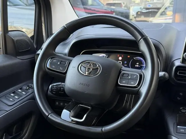 Toyota pro-ace