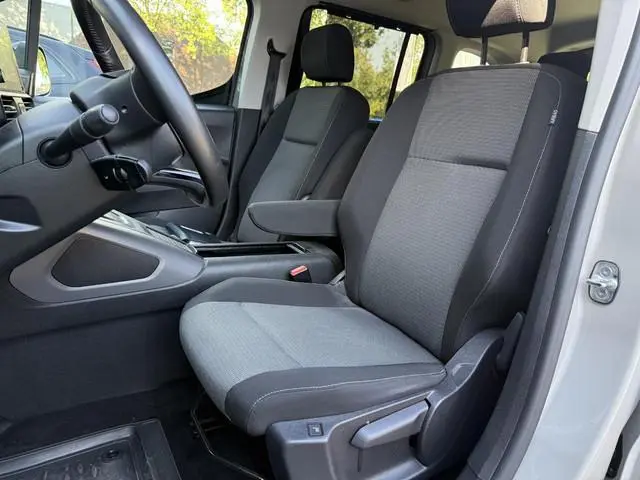 Toyota pro-ace