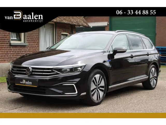 Volkswagen Passat Variant 1.4 TSI PHEV GTE Business SOh 91,2% IQ LIGHT NAVI PANO TREKHAAK 134000KM!!...