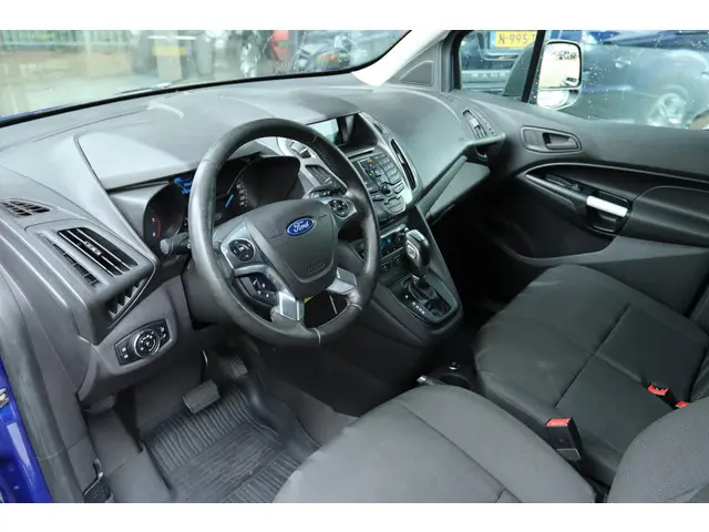 FORD TRANSIT CONNECT 1.5 TDCI L1 TREND 3-ZITS AUT. | CAMERA | VOORRUITVERW. | TREKHAAK | PDC